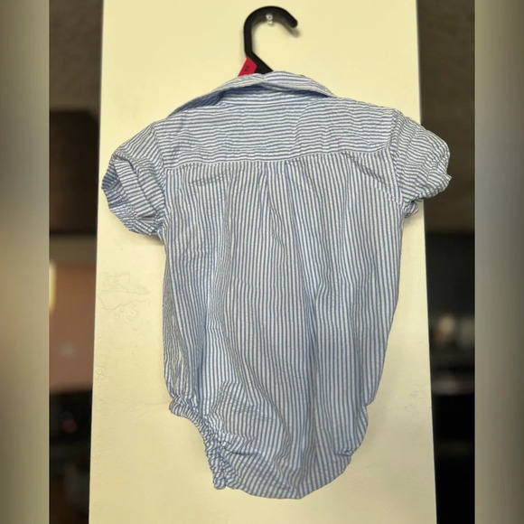 Janie and Jack Blue and White seersucker onesie and shorts sz 12/18 M EUC - Picture 5 of 12